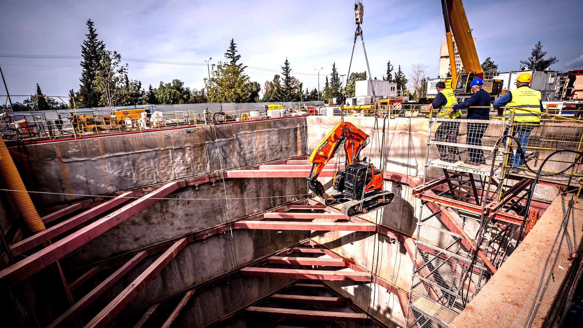 DX235RTF-7 Tunnelling Excavator