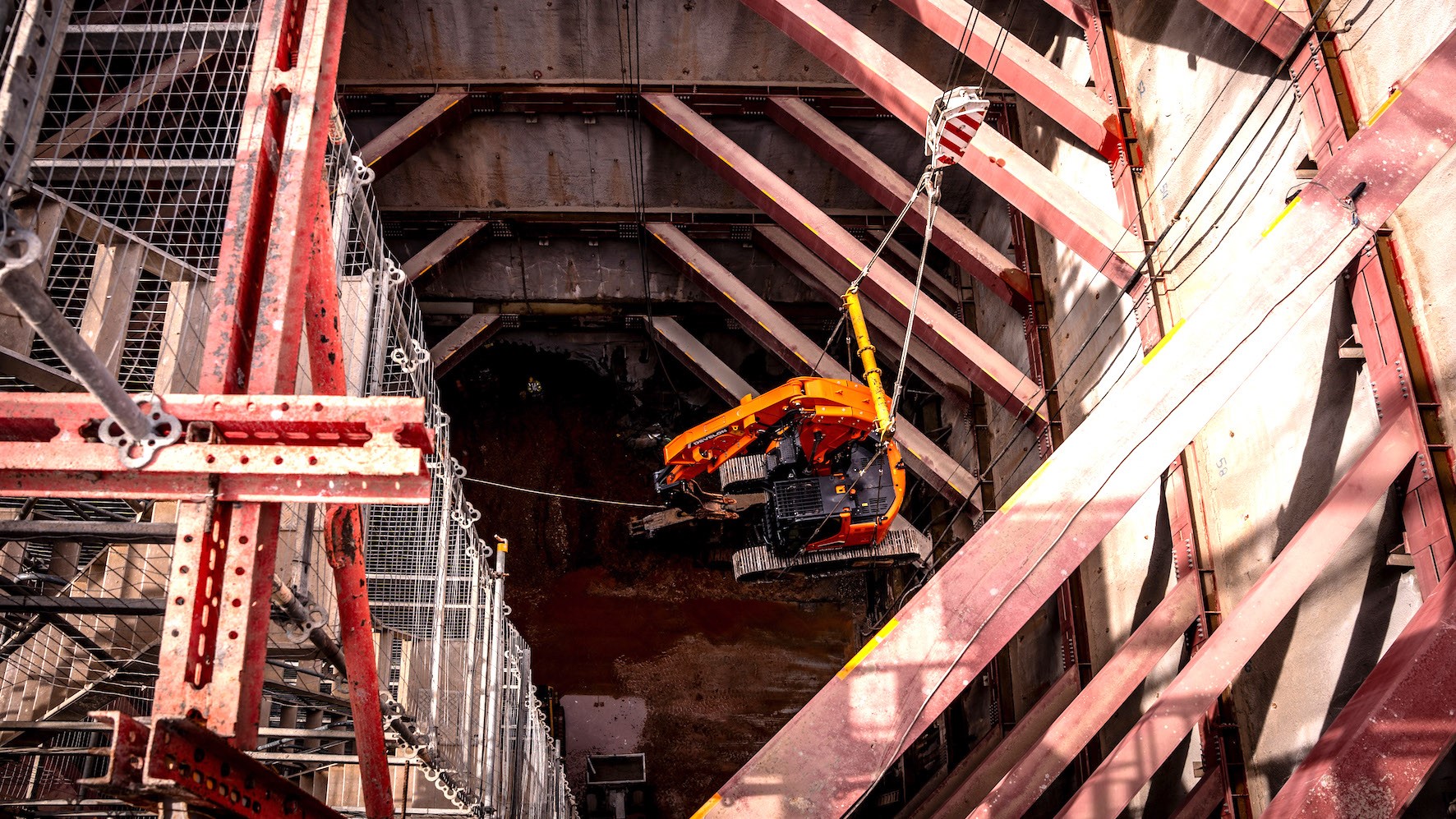 DX235RTF-7 Tunnelling Excavator